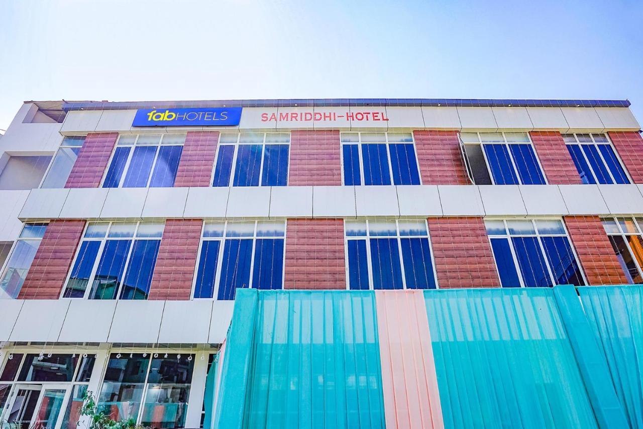 Fabhotel Siddhi Варанаси Екстериор снимка