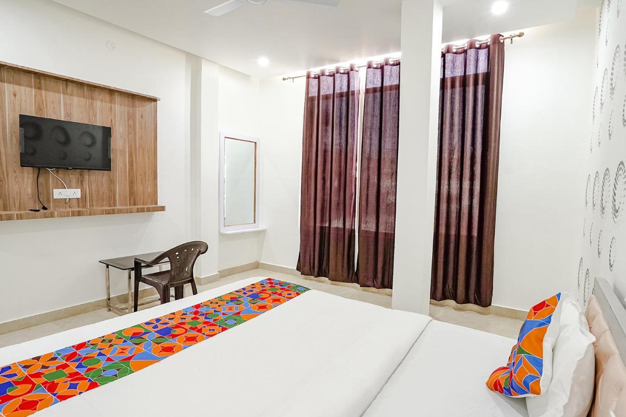 Fabhotel Siddhi Варанаси Екстериор снимка